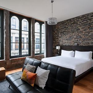 Le Petit Hotel Montreal